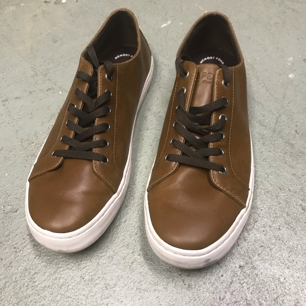 Sperry Leather Sneakers - Men’s 10.5